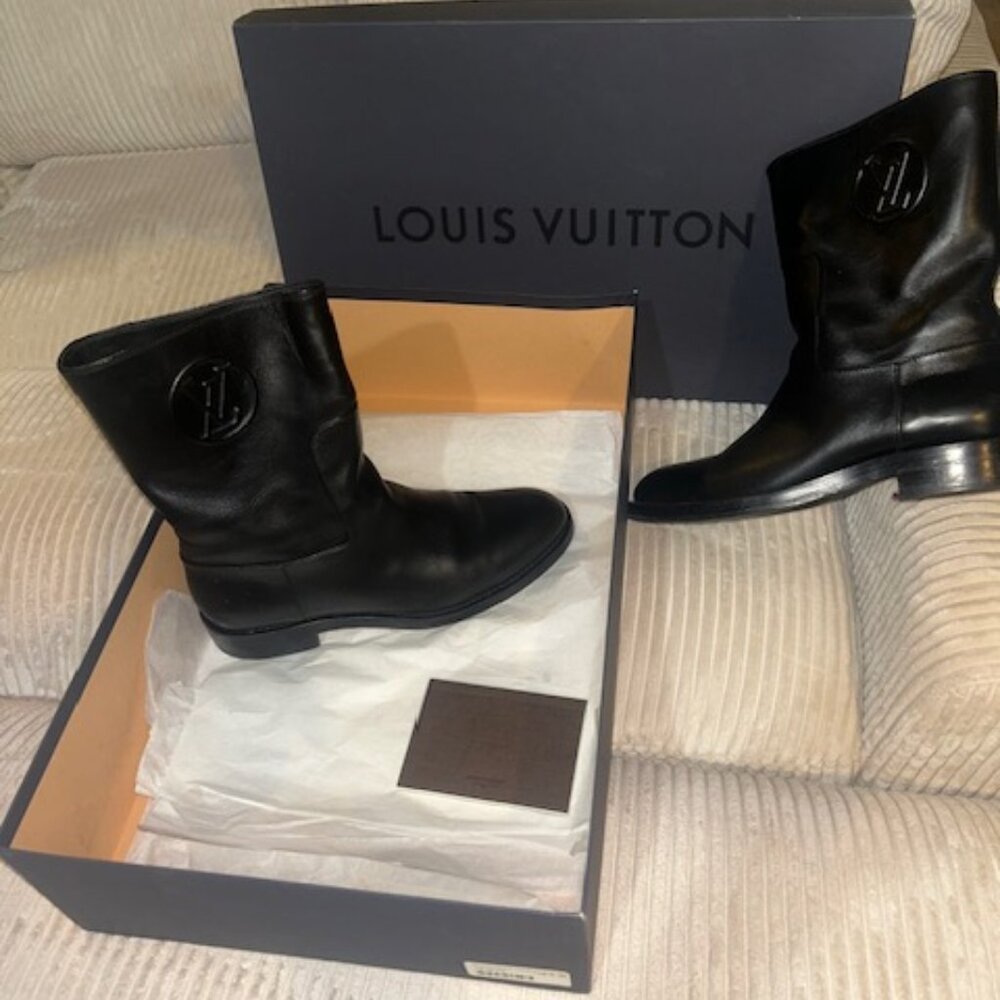 Combat Boots - image 8